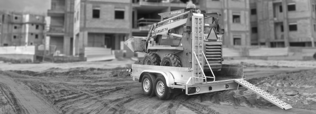 Przyczepy do minikoparek 1